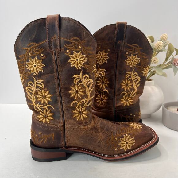 Laredo Secret Garden Floral Embroidered Pull-On Boot Brown 5822 Women 11M NWOB - Picture 7 of 10